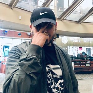 Meet your Posher, Natividad